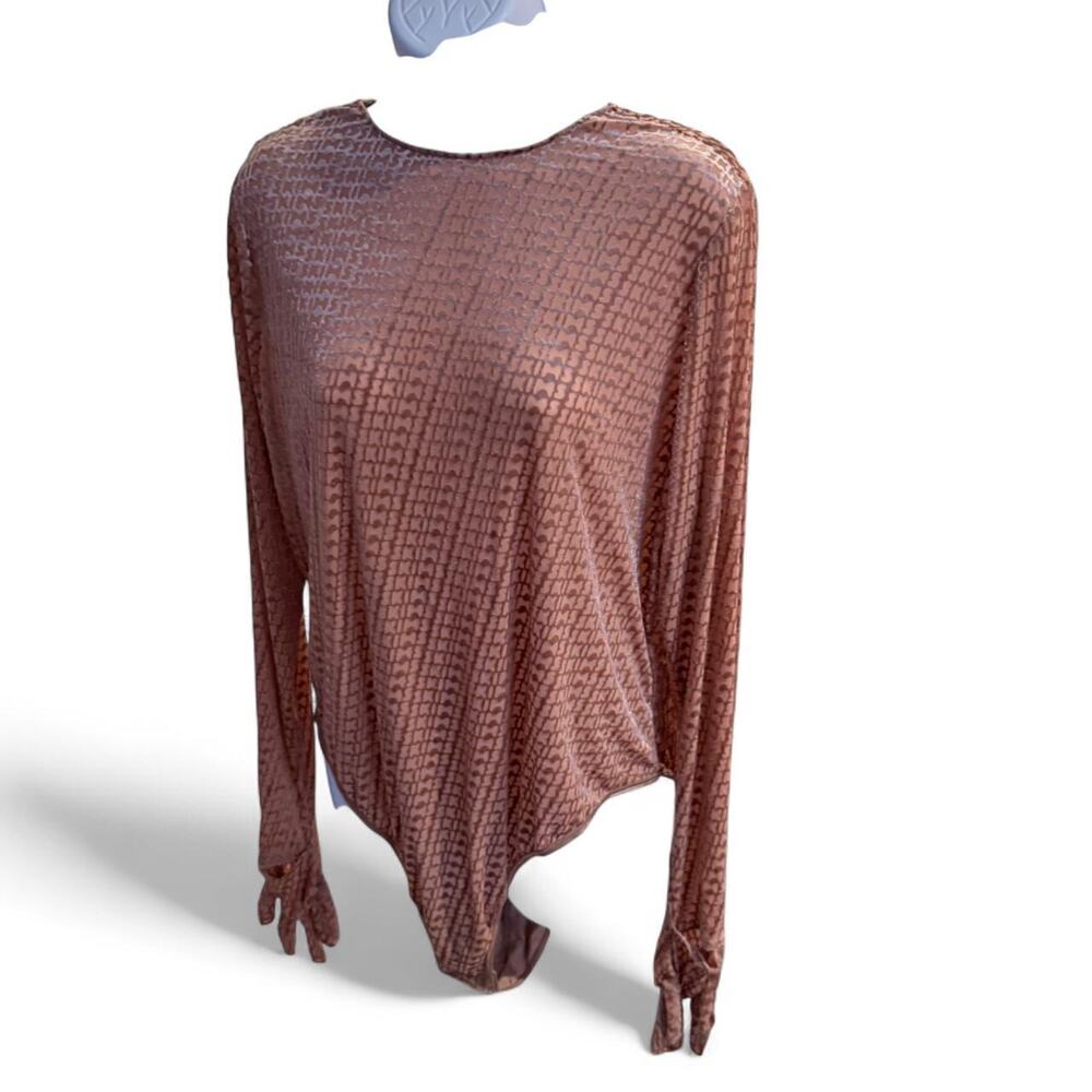 SKIMS Nude Sheer Long Sleeve Top with Cut-Outs and Built-In Gloves - Size 4X NWT